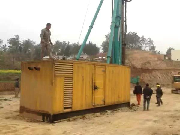 漾濞如何判断水冷式机油散热器密封件是否需要更换?